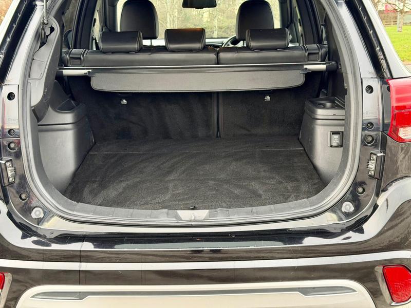 Used Mitsubishi Outlander 2018 for sale - 77198920: Photo 7