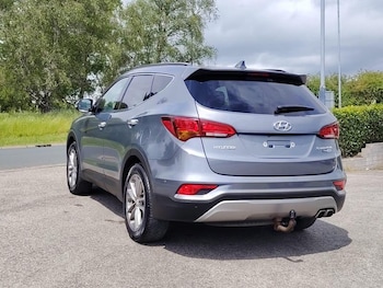 Used Hyundai Santa Fe 2017 for sale - 78657186: Photo
