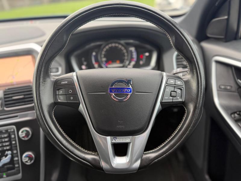 Used Volvo XC60 2017 for sale - 77834467: Photo 19