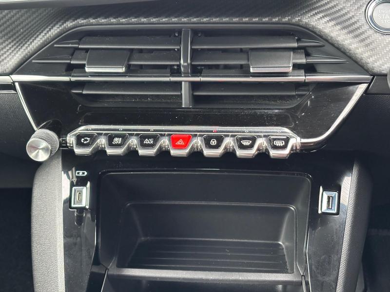 Used Peugeot 208 2020 for sale - 76888138: Photo 19