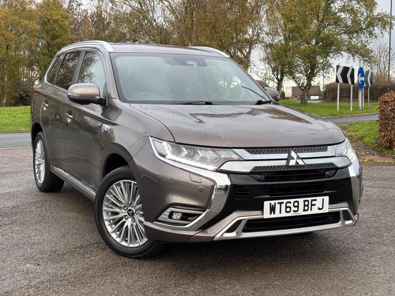 Used Mitsubishi Outlander 2020 for sale - 76888153: Photo 1