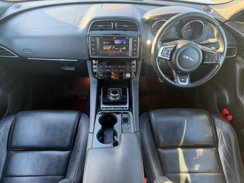 Used Jaguar F-Pace 2016 for sale - 78131532: Photo 19