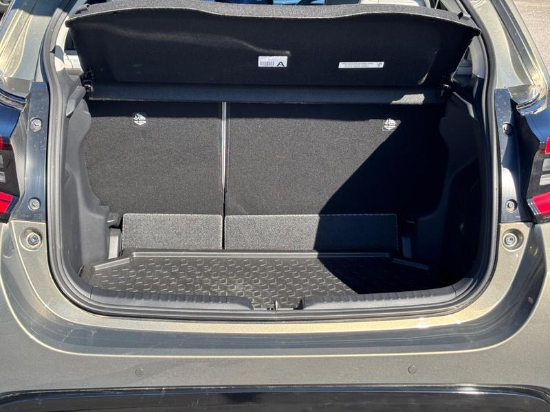 Used Toyota Yaris 2022 for sale - 77934965: Photo 12