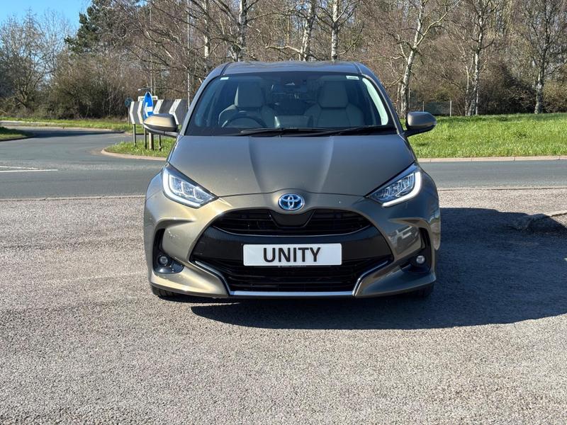 Used Toyota Yaris 2022 for sale - 77934965: Photo 2