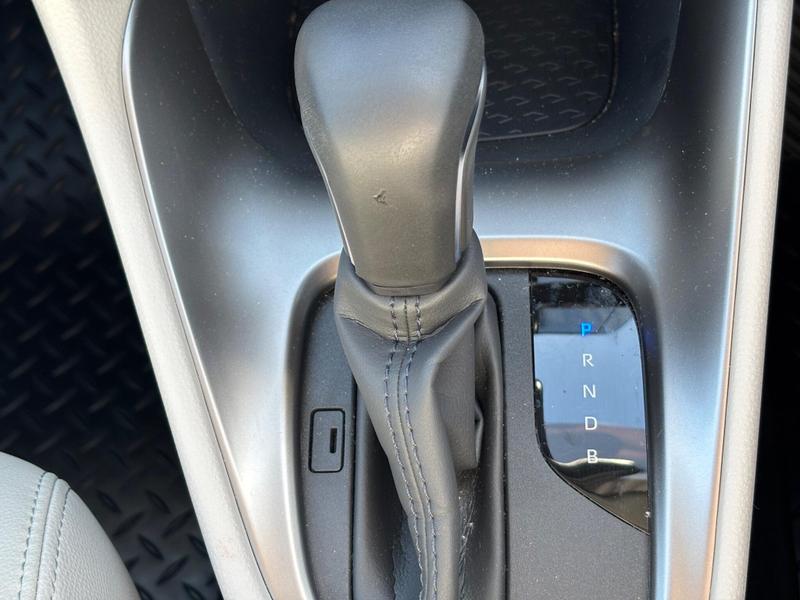 Used Toyota Yaris 2022 for sale - 77934965: Photo 26