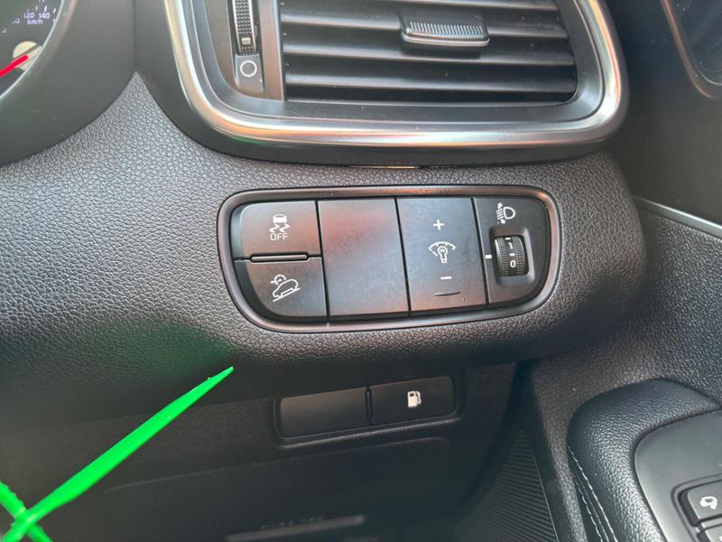 Used Kia Sorento 2018 for sale - 77665716: Photo 17