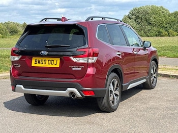 Used Subaru Forester 2019 for sale - 76888088: Photo