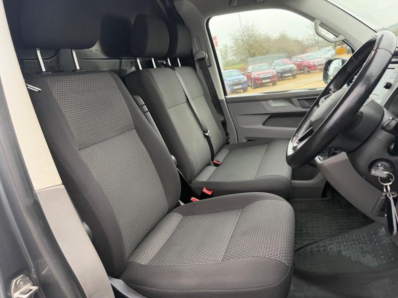Used Volkswagen Transporter 2023 for sale - 77607490: Photo 14