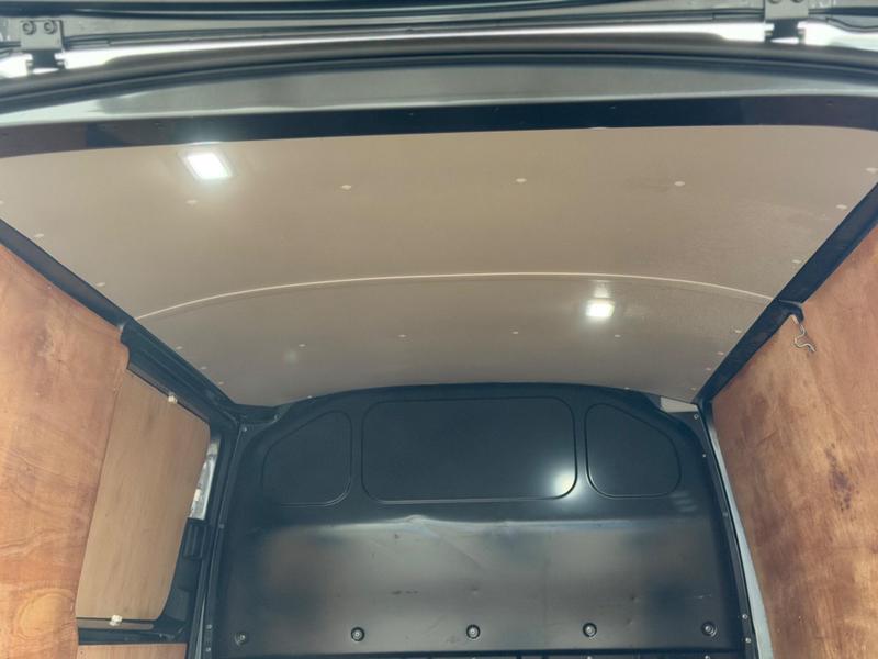 Used Volkswagen Transporter 2023 for sale - 77607490: Photo 15