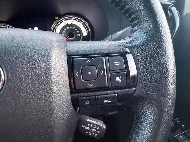 Used Toyota Hilux 2020 for sale - 77528963: Photo 27