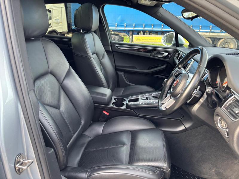 Used Porsche Macan 2016 for sale - 77653686: Photo 11