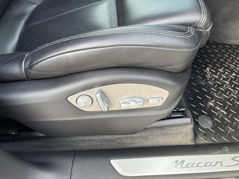 Used Porsche Macan 2016 for sale - 77653686: Photo 16