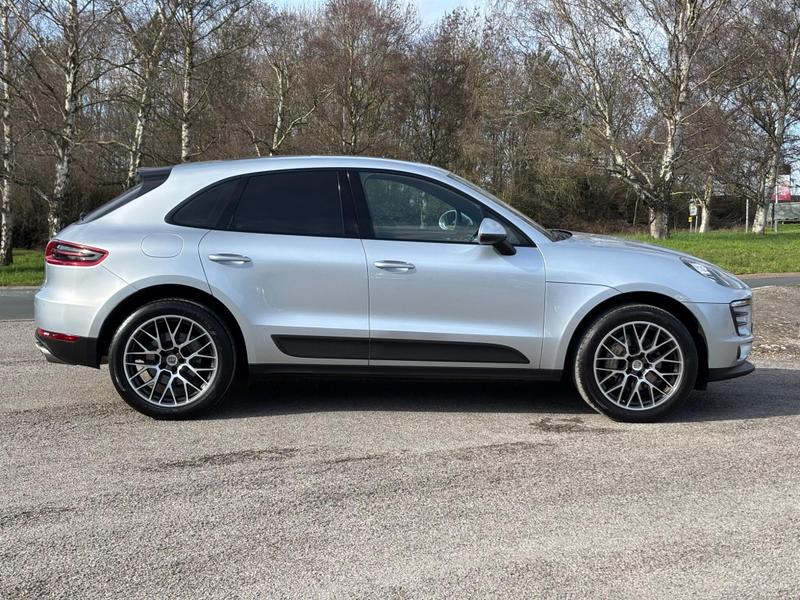Used Porsche Macan 2016 for sale - 77653686: Photo 7