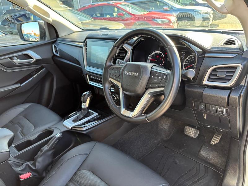 Used Isuzu D-Max 2024 for sale - 76888175: Photo 14