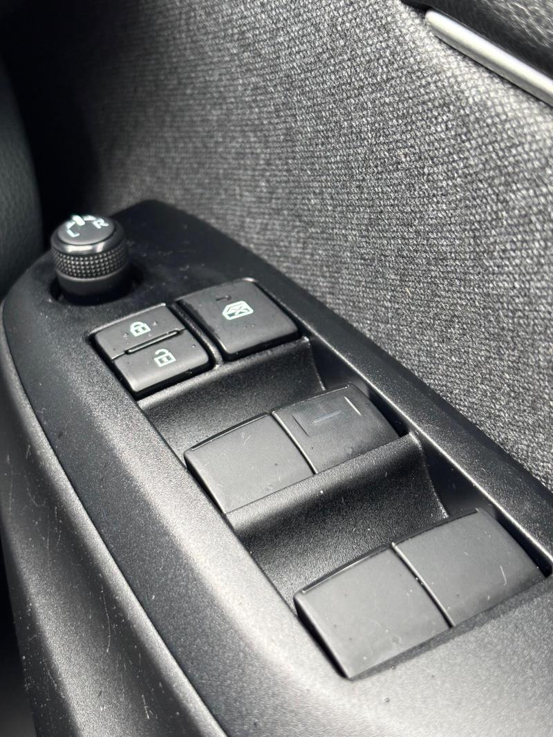 Used Toyota Yaris 2020 for sale - 78001120: Photo 15