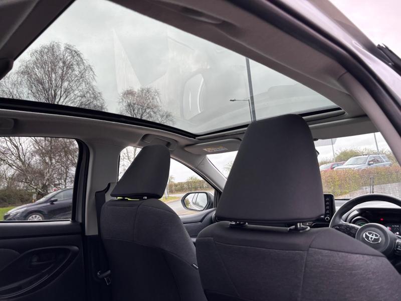 Used Toyota Yaris 2020 for sale - 78001120: Photo 26