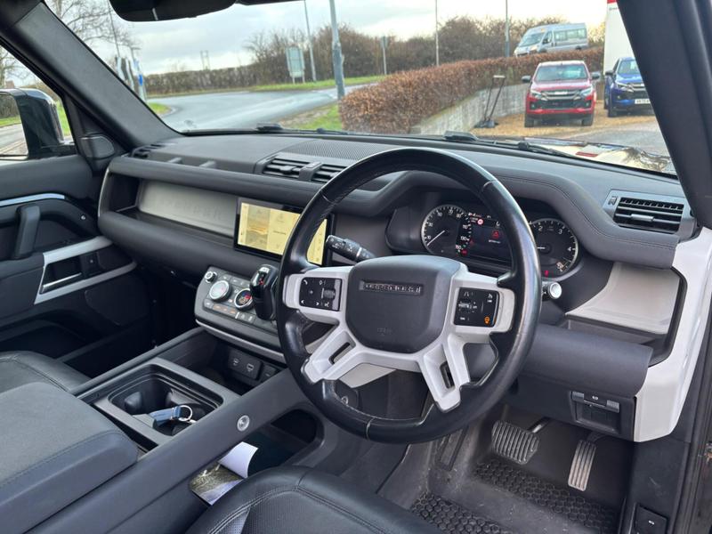 Used Land Rover Defender 90 2023 for sale - 77346232: Photo 13