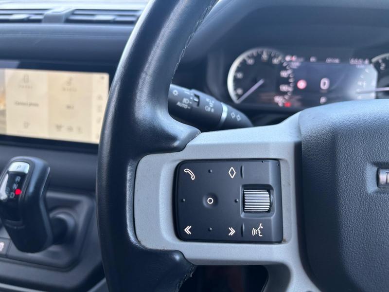 Used Land Rover Defender 90 2023 for sale - 77346232: Photo 18