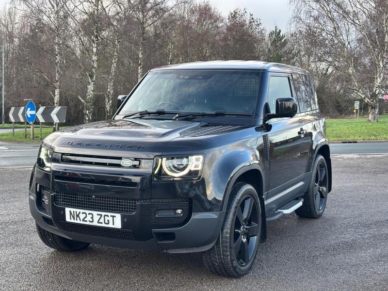 Used Land Rover Defender 90 2023 for sale - 77346232: Photo 3