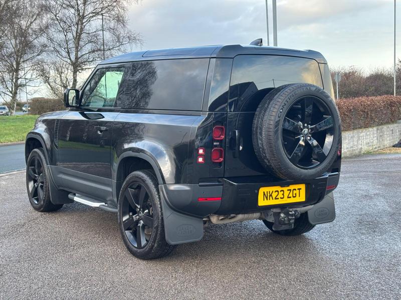 Used Land Rover Defender 90 2023 for sale - 77346232: Photo 5