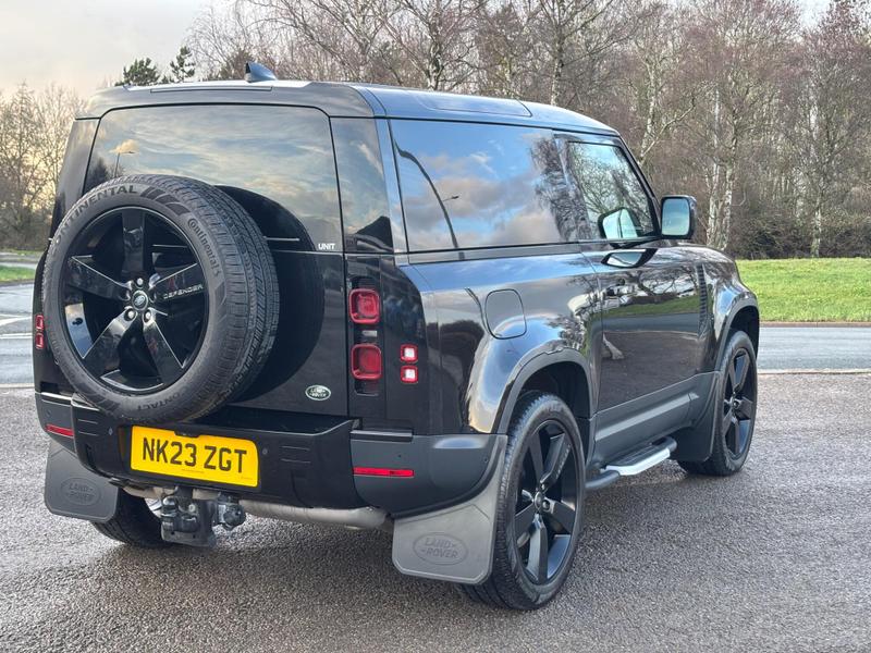 Used Land Rover Defender 90 2023 for sale - 77346232: Photo 7