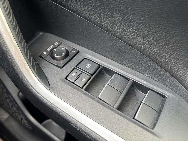 Used Toyota RAV4 2019 for sale - 77435116: Photo 25