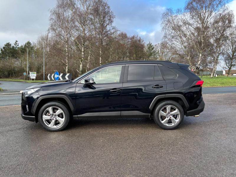 Used Toyota RAV4 2019 for sale - 77435116: Photo 4