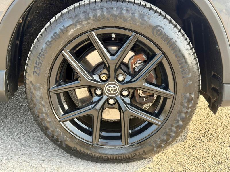 Used Toyota RAV4 2018 for sale - 77973689: Photo 10