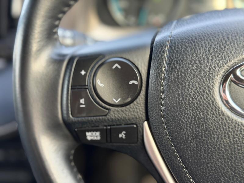 Used Toyota RAV4 2018 for sale - 77973689: Photo 16
