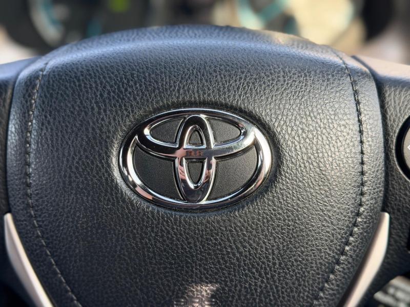 Used Toyota RAV4 2018 for sale - 77973689: Photo 17