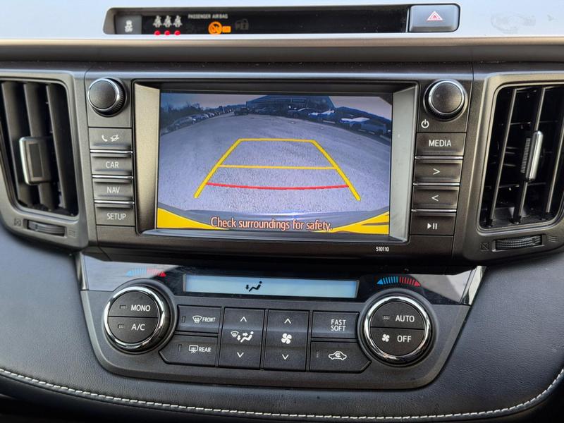 Used Toyota RAV4 2018 for sale - 77973689: Photo 22