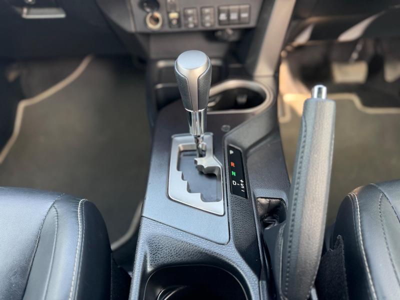 Used Toyota RAV4 2018 for sale - 77973689: Photo 24