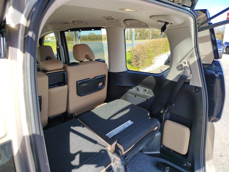 Used Nissan Serena 2022 for sale - 78028596: Photo 11