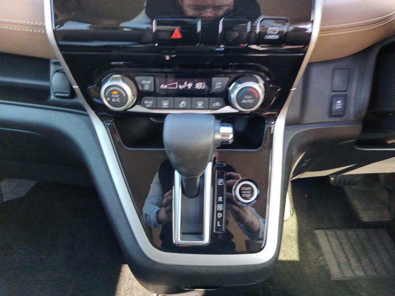 Used Nissan Serena 2022 for sale - 78028596: Photo 20