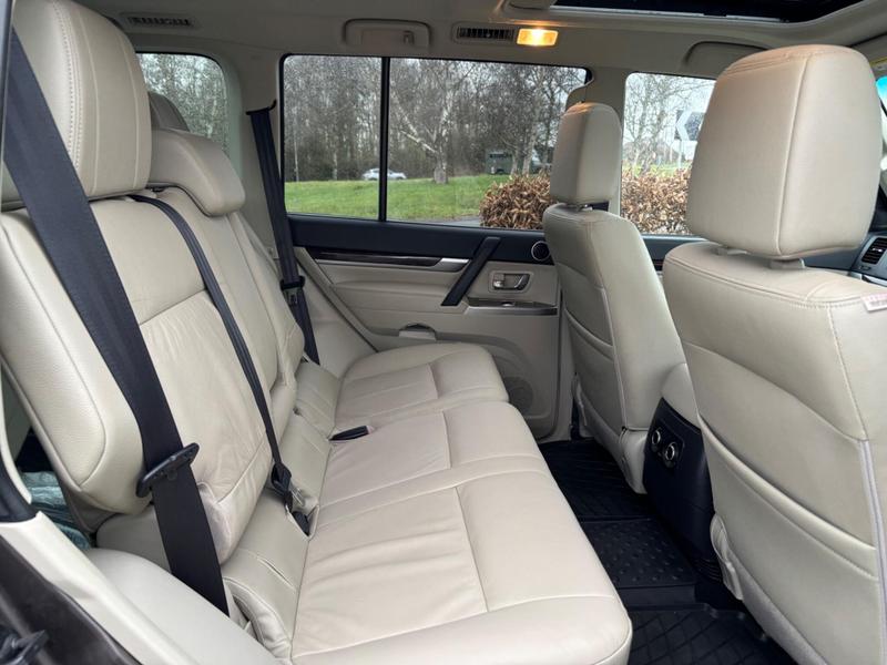 Used Mitsubishi Shogun 2015 for sale - 77407084: Photo 12