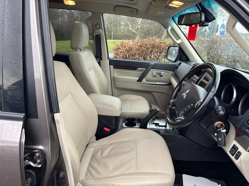 Used Mitsubishi Shogun 2015 for sale - 77407084: Photo 16