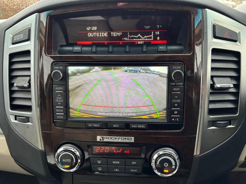 Used Mitsubishi Shogun 2015 for sale - 77407084: Photo 26