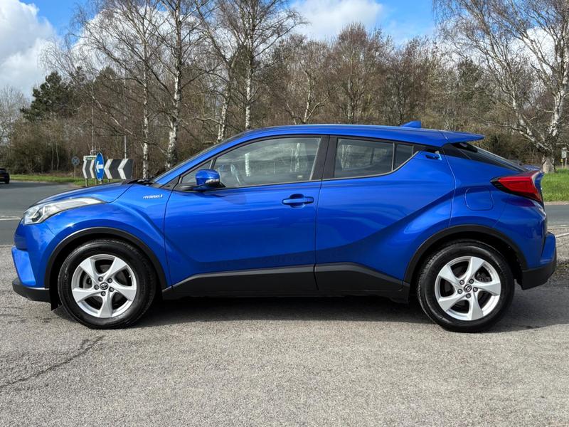 Used Toyota C-HR 2019 for sale - 77819634: Photo 4