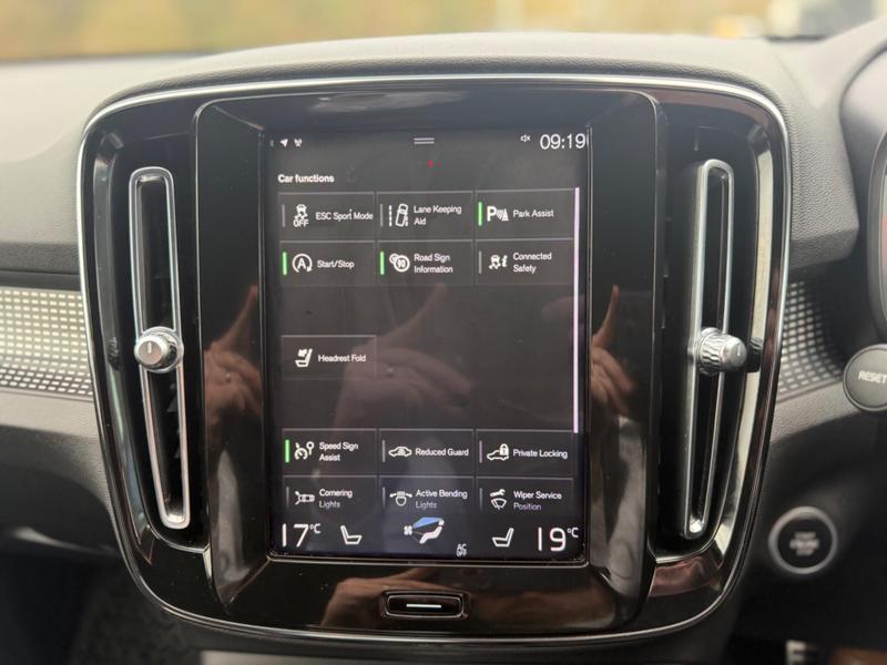 Used Volvo XC40 2020 for sale - 77653744: Photo 21