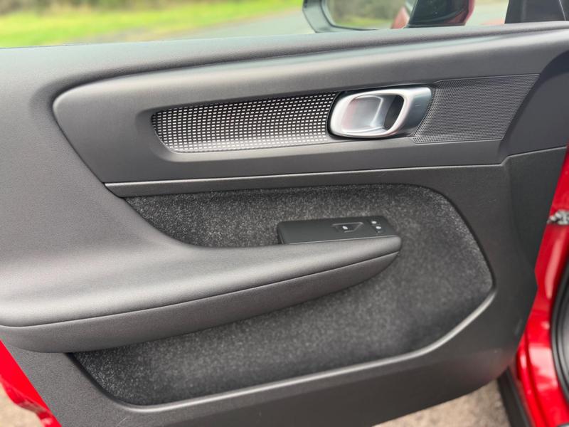 Used Volvo XC40 2020 for sale - 77653744: Photo 24