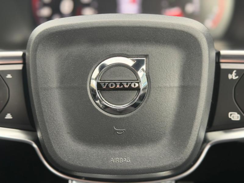 Used Volvo XC40 2020 for sale - 77653744: Photo 25