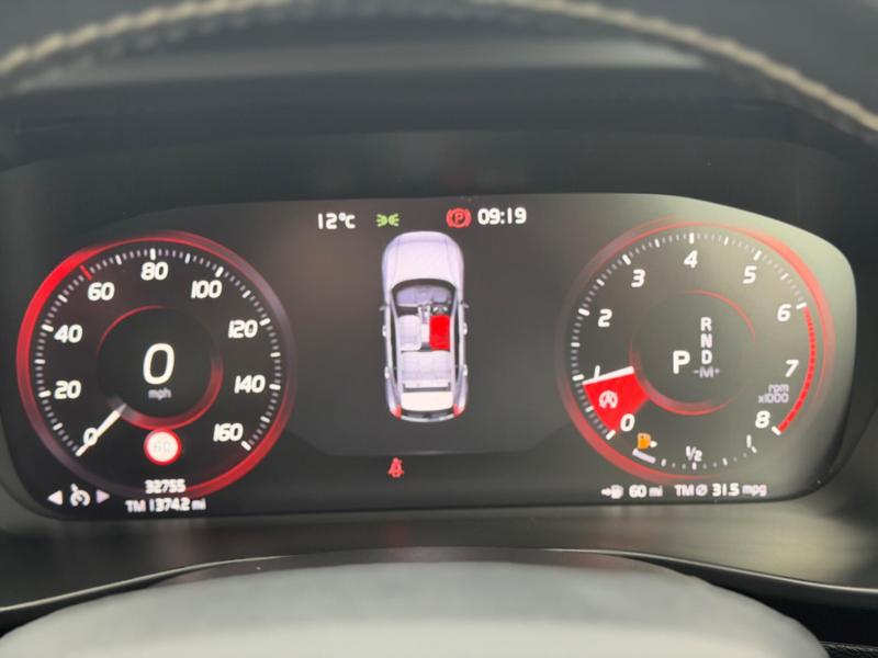 Used Volvo XC40 2020 for sale - 77653744: Photo 27