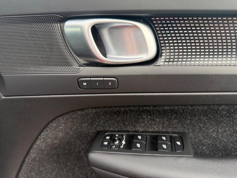 Used Volvo XC40 2020 for sale - 77653744: Photo 30