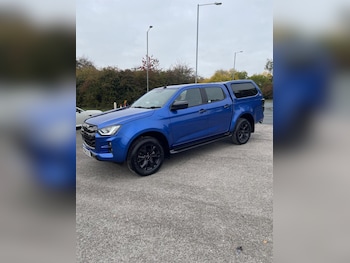 Used Isuzu D-Max 2024 for sale - 76882666: Photo