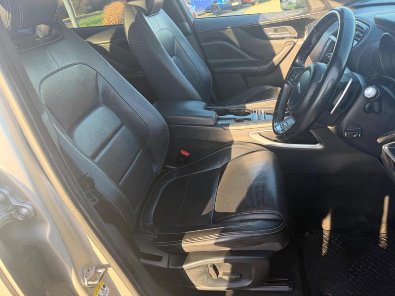 Used Jaguar F-Pace 2016 for sale - 77934995: Photo 12