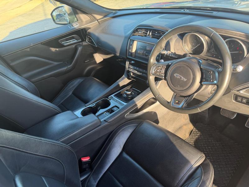 Used Jaguar F-Pace 2016 for sale - 77934995: Photo 13