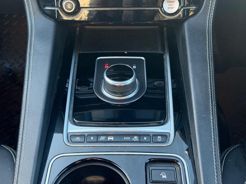 Used Jaguar F-Pace 2016 for sale - 77934995: Photo 20