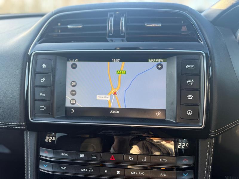 Used Jaguar F-Pace 2016 for sale - 77934995: Photo 24