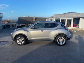 Used Nissan Juke 2017 for sale - 76444507: Photo