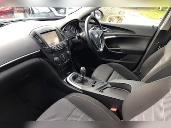 Used Vauxhall Insignia 2016 for sale - 76158483: Photo 2